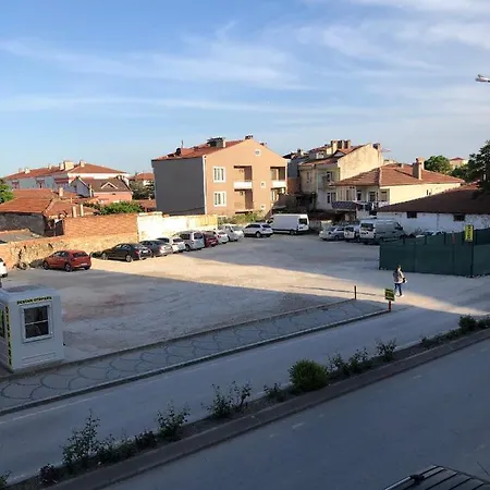 Hotel Ulus National
