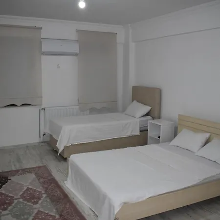 Ulus National 3*